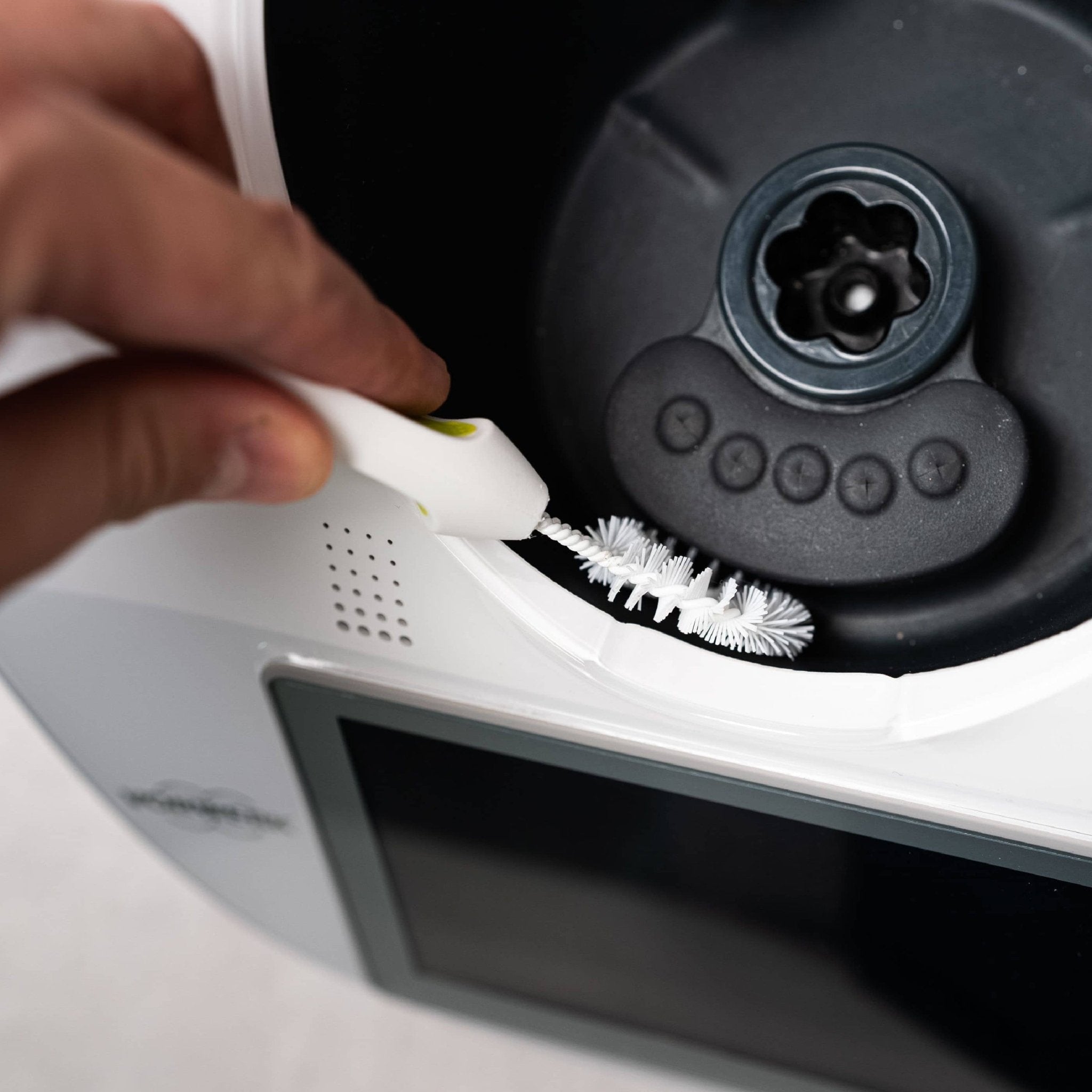 WunderBrush® Omega | Reinigungsbürste für Thermomix-Gehäuse
