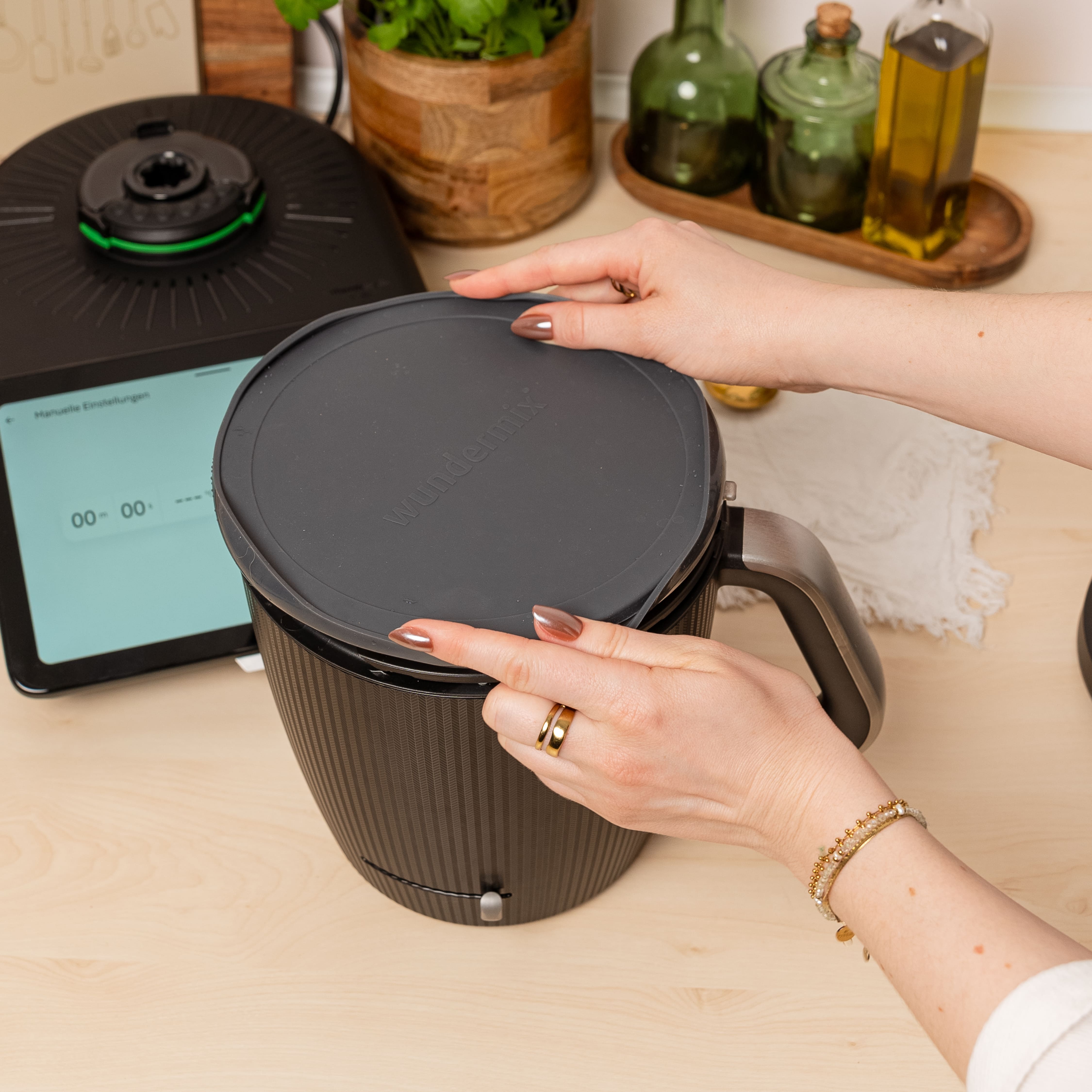 WunderLid® | Silikondeckel für Thermomix-Mixtopf TM7, TM6, TM5, TM31